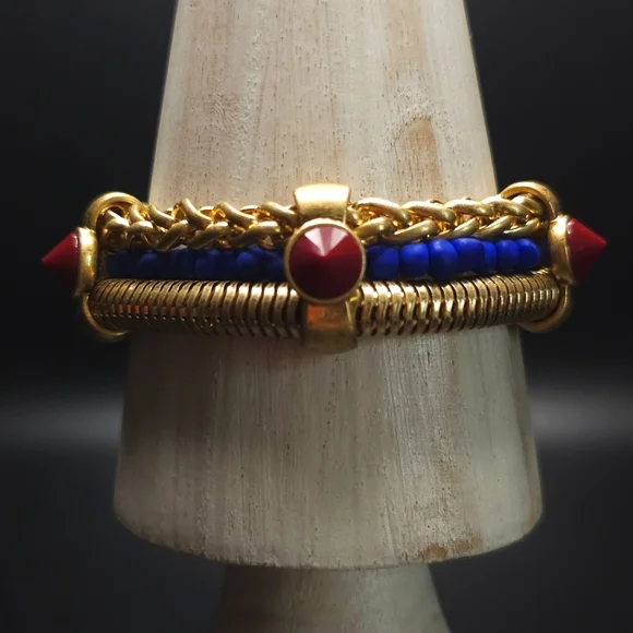 Vince Camuto gold tone triple strand chain bracelet. - Picture 5 of 7
